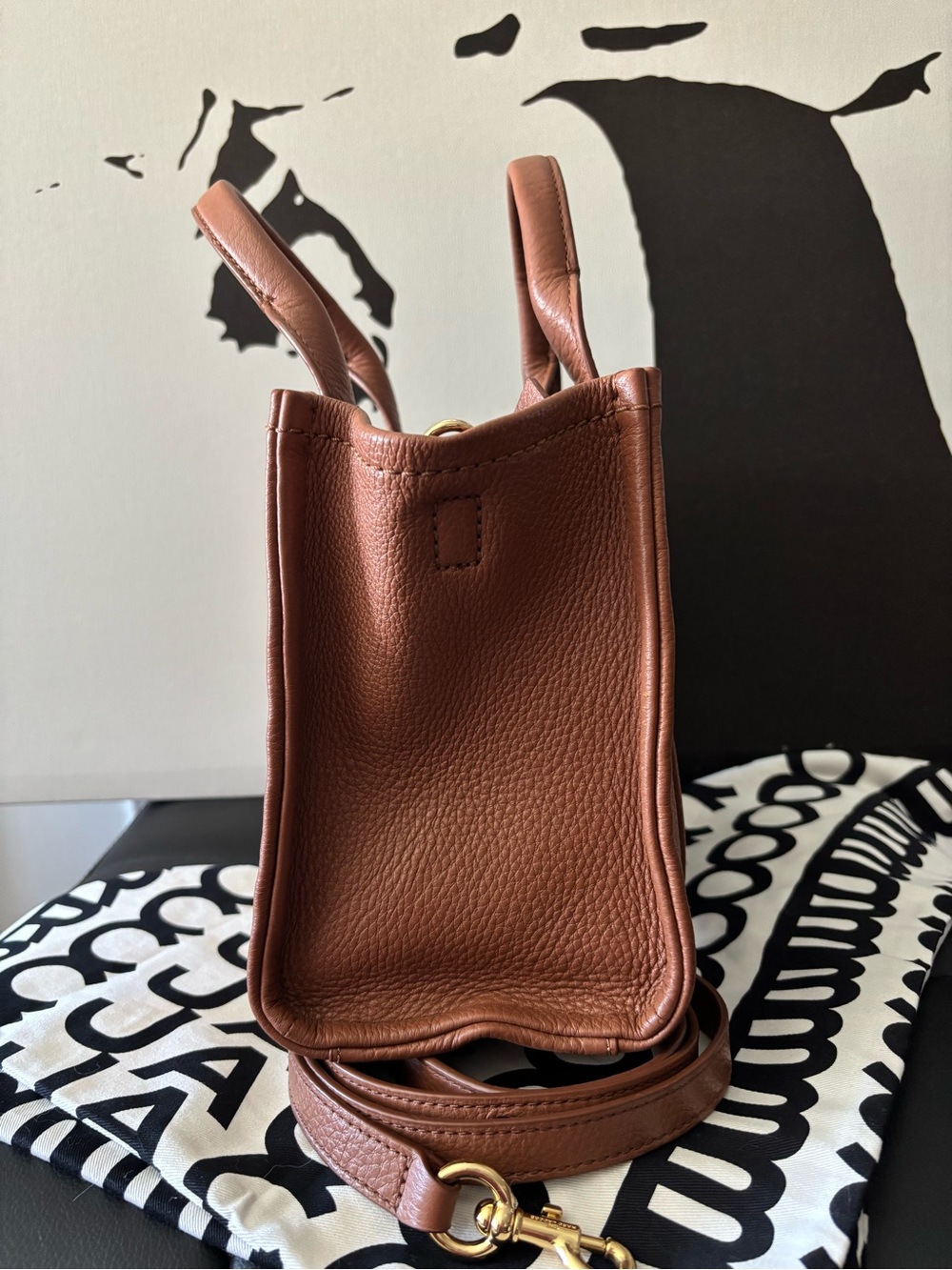 Marc Jacobs The Tote Bag in Chestnut Brown SMALL - Picture 6 of 14